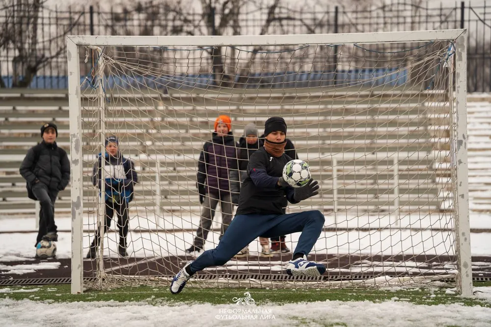 Второй Кубок по пенальти прошел на стадионе «Дружба» в День народного единства в Биробиджане