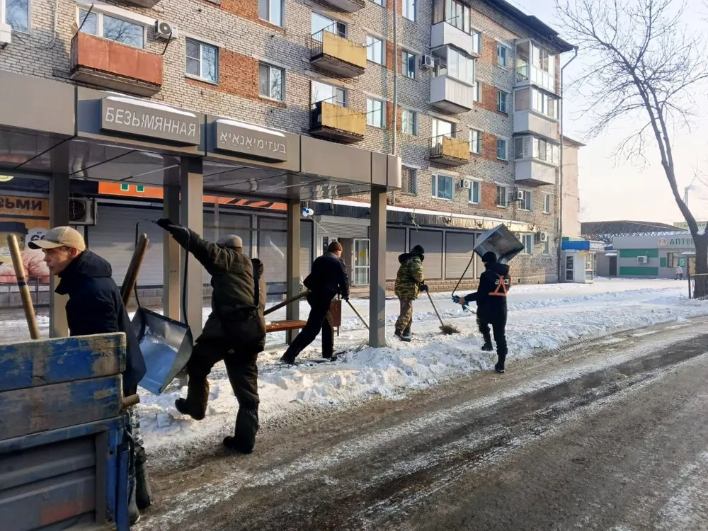 Как будут чистить улицы Биробиджана от снега, рассказали в мэрии