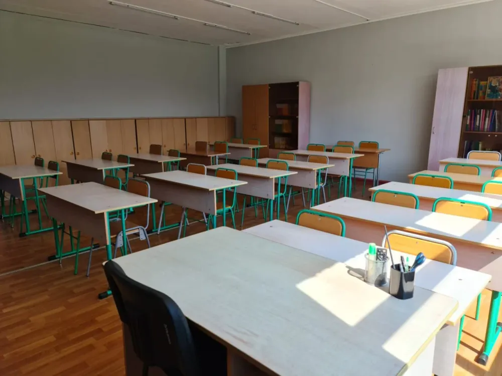 Сразу несколько школ закрылись на карантин в Биробиджане