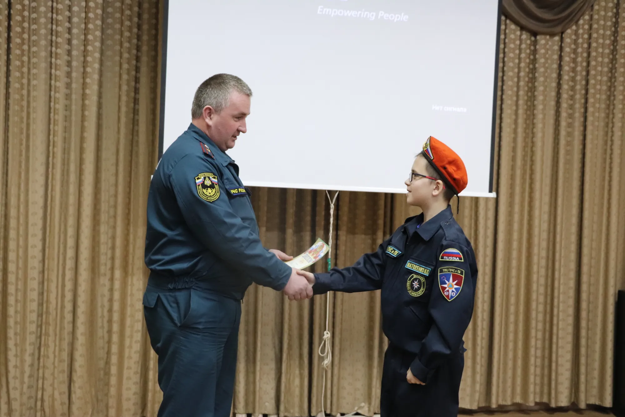 «Звезда спасения»: дети спасателей ЕАО изобразили героизм родителей