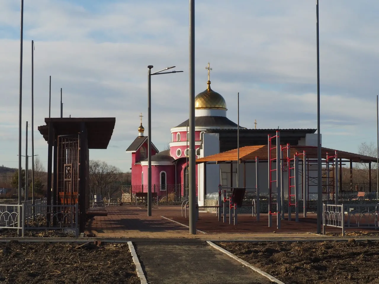 Молитесь дома: ограничен доступ в храмы и соборы Биробиджанской епархии