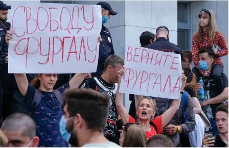 В поддержку Сергея Фургала неделю подряд митингуют хабаровчане