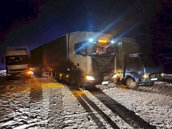 Юзом вошёл в фуру водитель из ЕАО