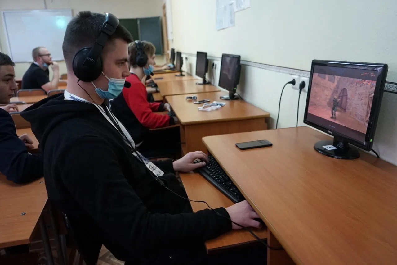 Впервые турнир по Counter-Strike прошёл в одной из школ ЕАО