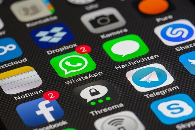 Новые правила вводит WhatsApp. Несогласных заблокирует