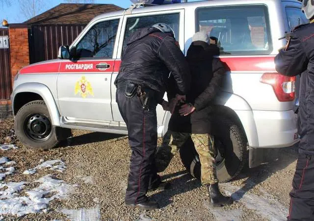 ВИДЕО: Задержан сотрудник Росгвардии ЕАО за незаконную торговлю оружием