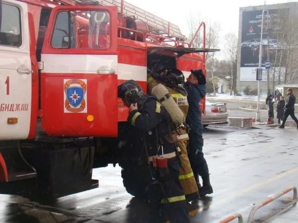 «Самбери» в опасности: снова поступают сообщения о минировании в супермаркете Биробиджана