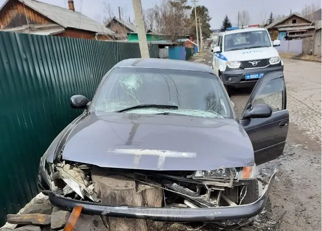 Получил телесные повреждения, наехав на пень, гонщик из Облученского района ЕАО