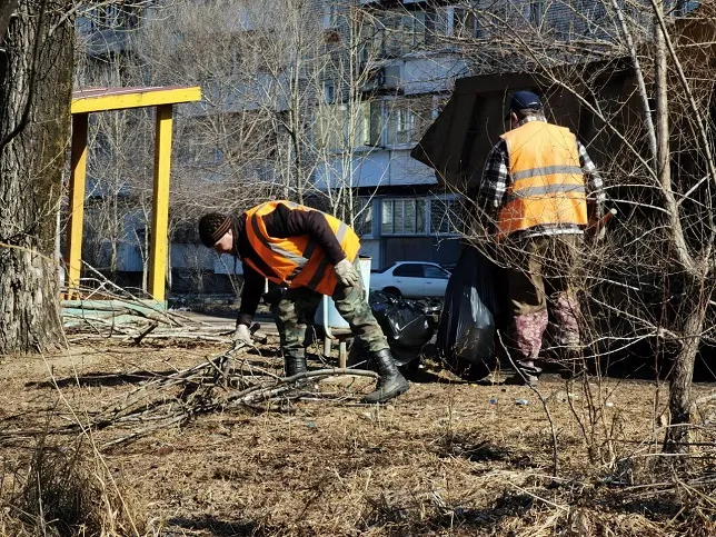 Когда пройдут субботники в Биробиджане, рассказали в мэрии города