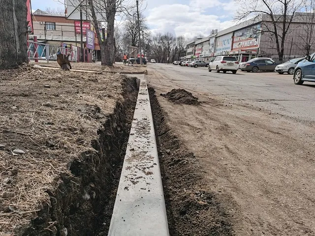 Благоустройством  улиц в Биробиджанском районе занялась прокуратура