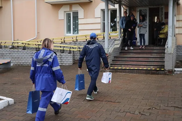 Партнеры акции #МыВместе в ЕАО передали продукты ветеранам, проживающим в социальном доме