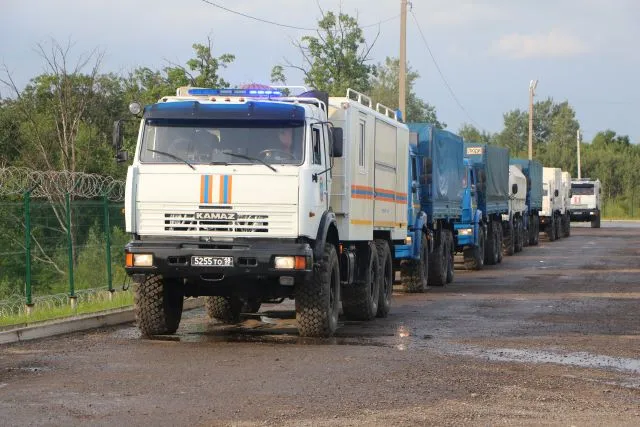 На помощь жителям зоны подтопления в ЕАО прибыли военные Амурского центра МЧС России