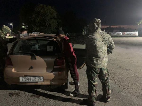 Полицейские задержали 18-летнего биробиджанца за хранение наркотиков