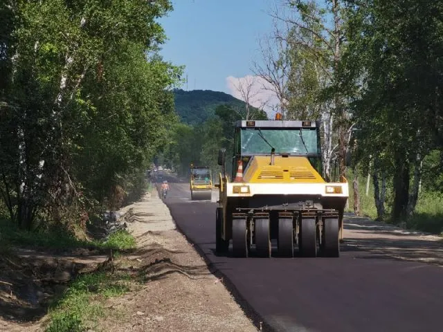 Переделывать новые дороги пришлось подрядчику в Биробиджане