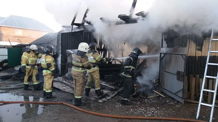 Зима близко: Остались без крыши дома из-за пожара селяне в ЕАО