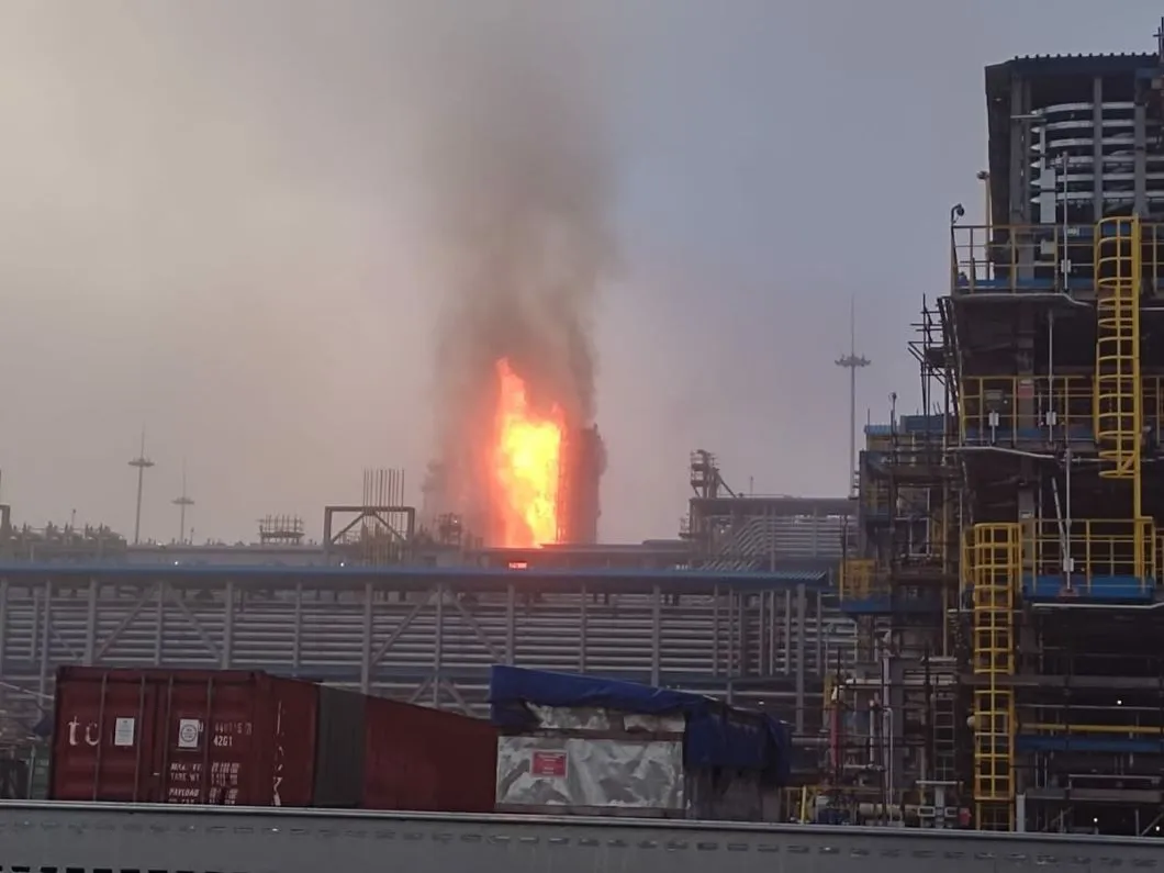 ВИДЕО: Взрыв на газоперерабатывающем заводе произошел в Приамурье