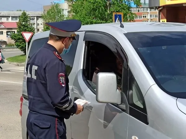 Нарушителя ПДД по просьбе друга отпусти инспекторы в Приамурье