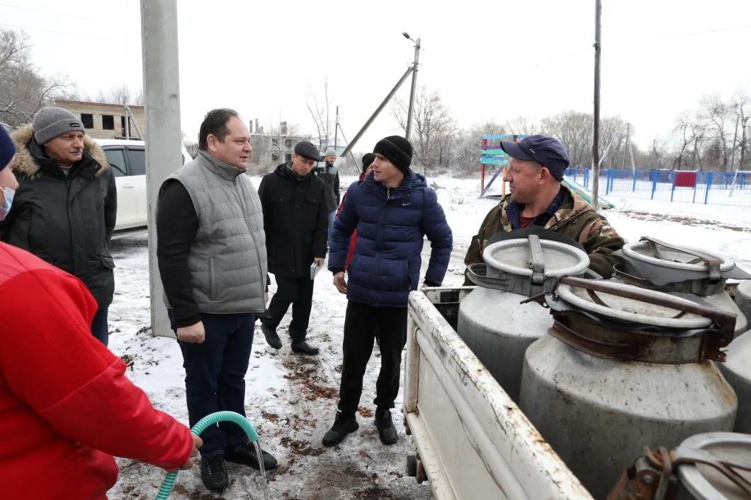 Ростислав Гольдштейн выехал в Ленинский и Октябрьский районы с рабочей поездкой