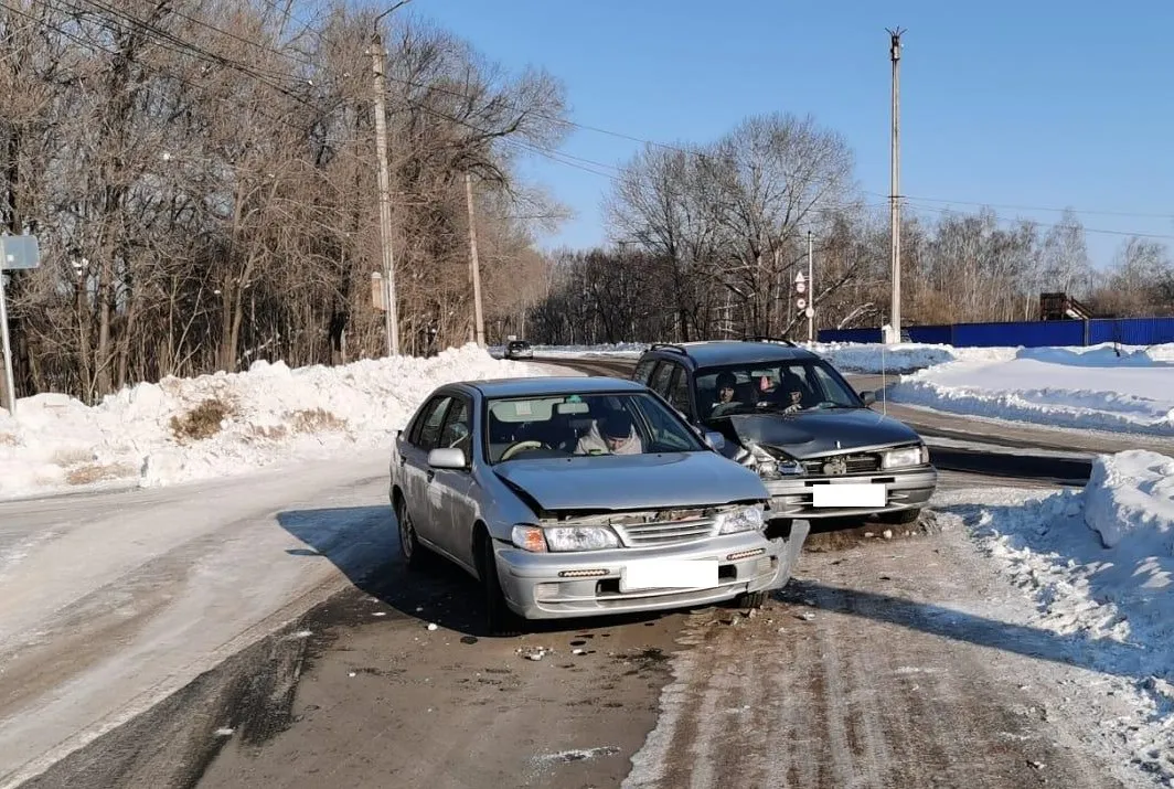 Два ДТП из-за неуступчивых водителей произошли в Биробиджане