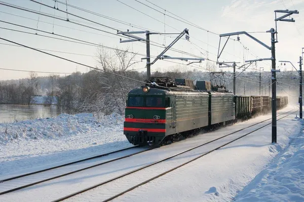 Грузовой поезд сошёл с рельсов в ЕАО