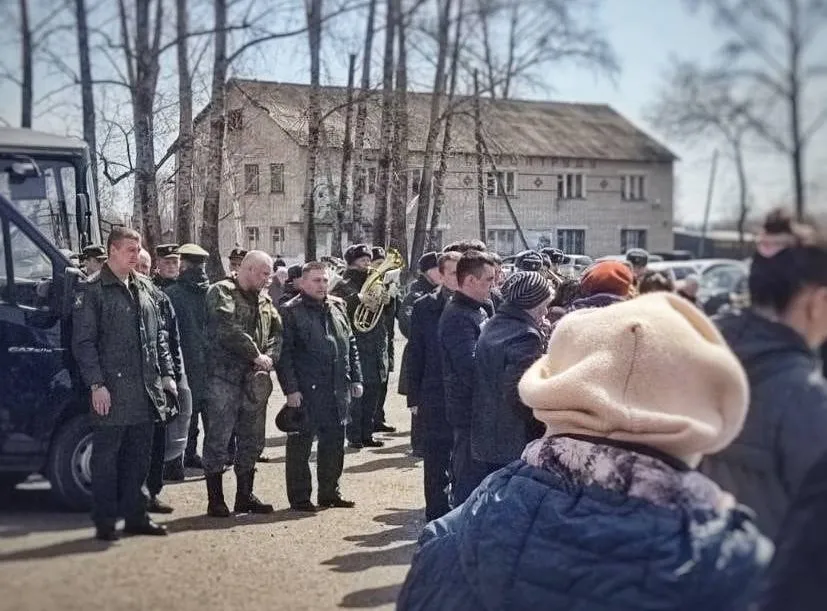 Простились с погибшим в Украине солдатом земляки в ЕАО