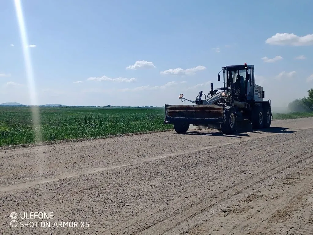 Грейдеровку дорог в отдаленных селах проводят в Ленинском районе ЕАО