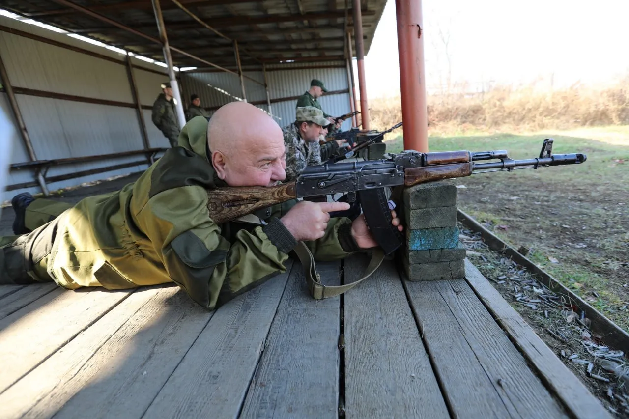 На учения с боевой стрельбой выехали власти ЕАО