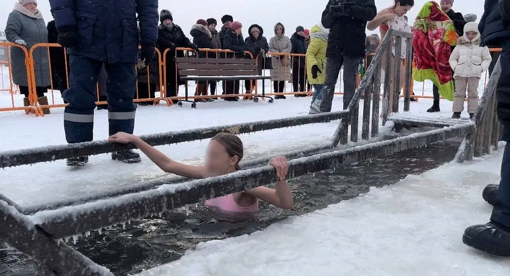 Холодный ожог и мощный стресс: оградить детей от купания в проруби призвала психолог из ЕАО