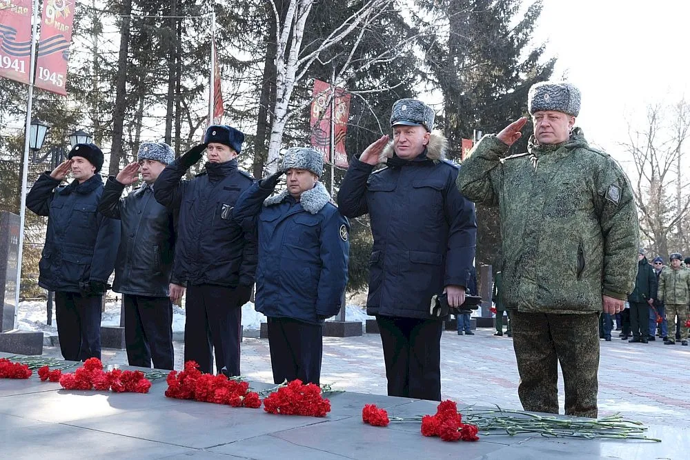 Память защитников Отечества почтили во всех районах ЕАО