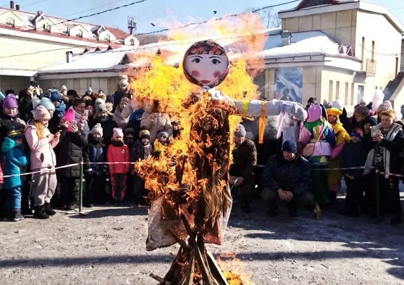 Широко и ярко отметили Масленицу в районах ЕАО