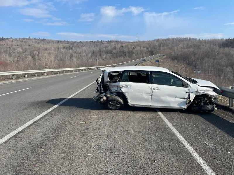 Двое пострадали в автоаварии на федеральной трассе в ЕАО