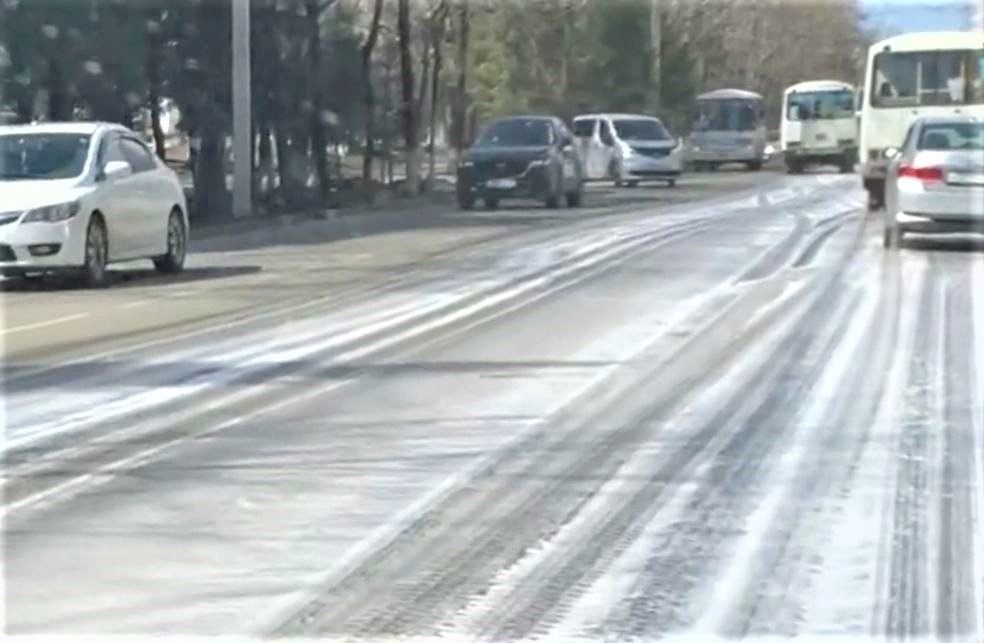В честь чего мыли дороги шампунем в Биробиджане, объяснил мэр города