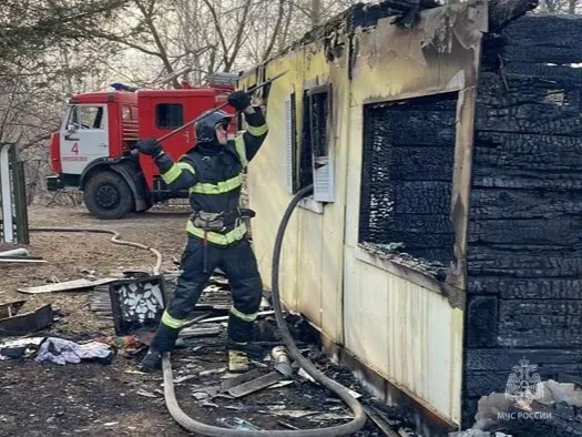 Загорелся дом в одном из поселений ЕАО