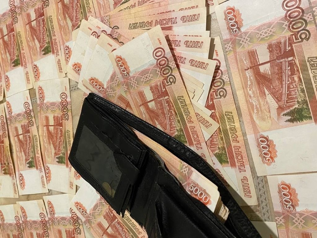 Новые штрафы начали действовать 9 мая в России