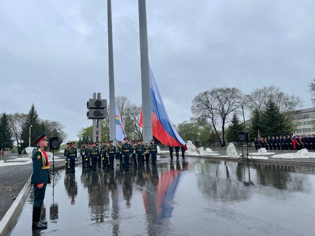 Новый патриотический объект открыт в самом центре Биробиджана в День Победы