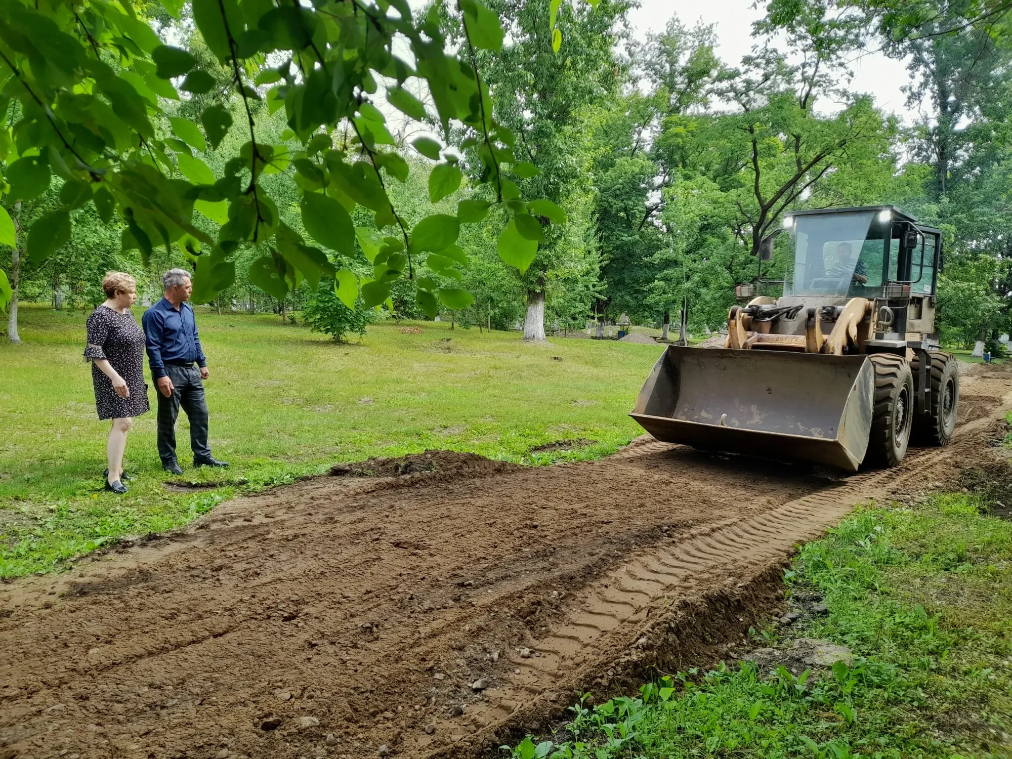 Продолжается модернизация Центрального парка культуры и отдыха "Амур" в Октябрьском районе ЕАО