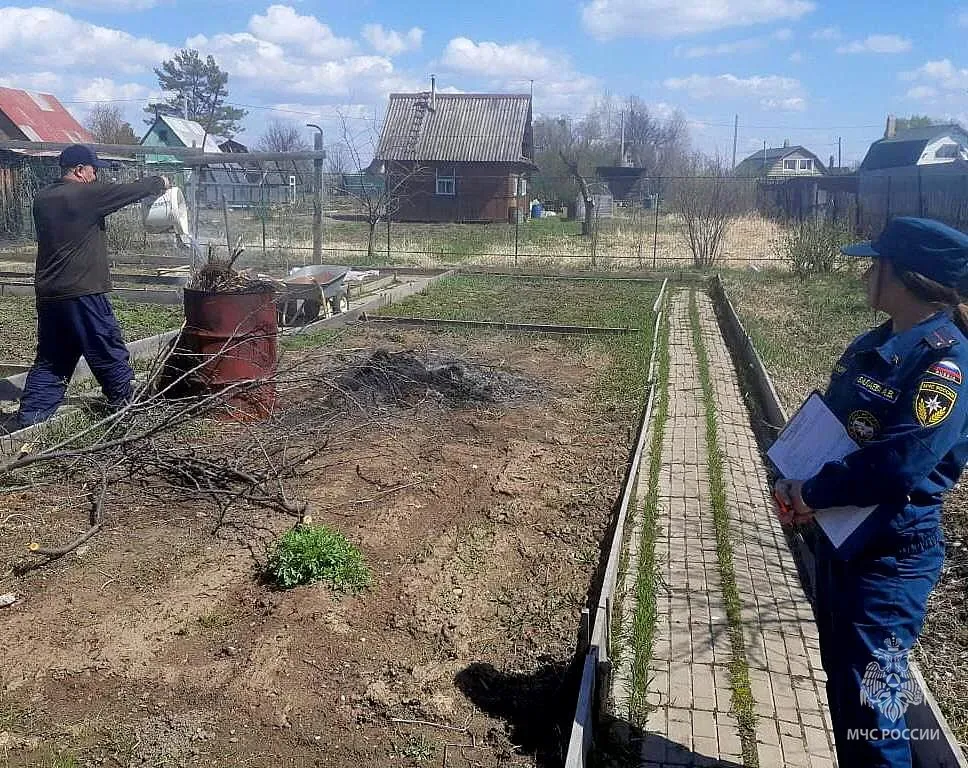 За поджог собственного участка трое жителей ЕАО заплатят штраф в 20 тысяч рублей