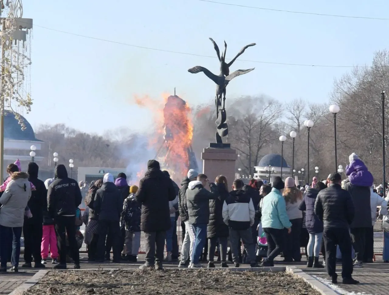 Более 20 тысяч жителей ЕАО приняли участие в масленичных гуляниях