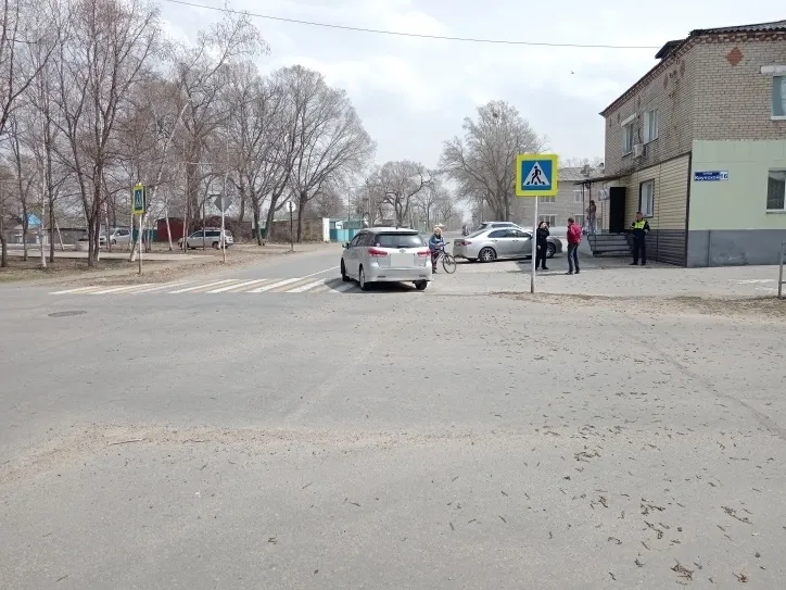 Ребенка на велосипеде сбили на зебре в ЕАО