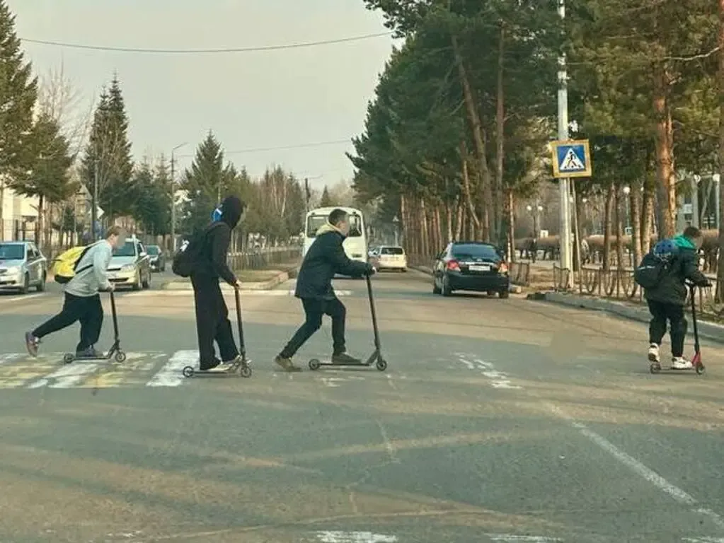 Штрафовать за езду на самокатах вдвоём и в пьяном виде хотят начать в России