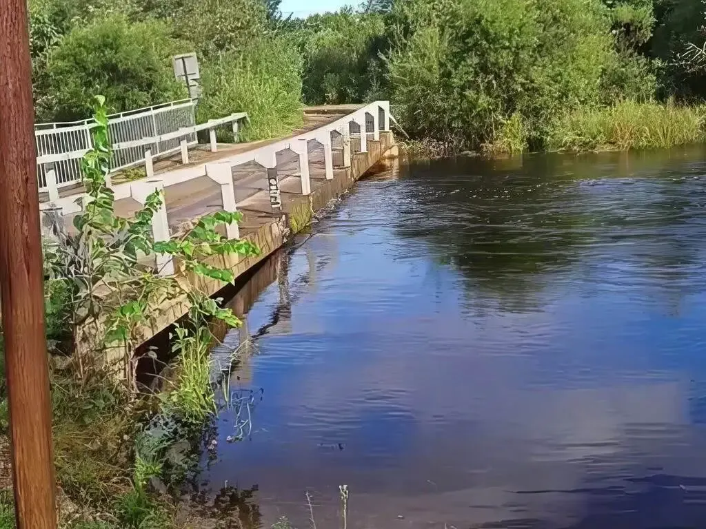 Из-за поднятия воды затопило дороги в пригороде Биробиджана