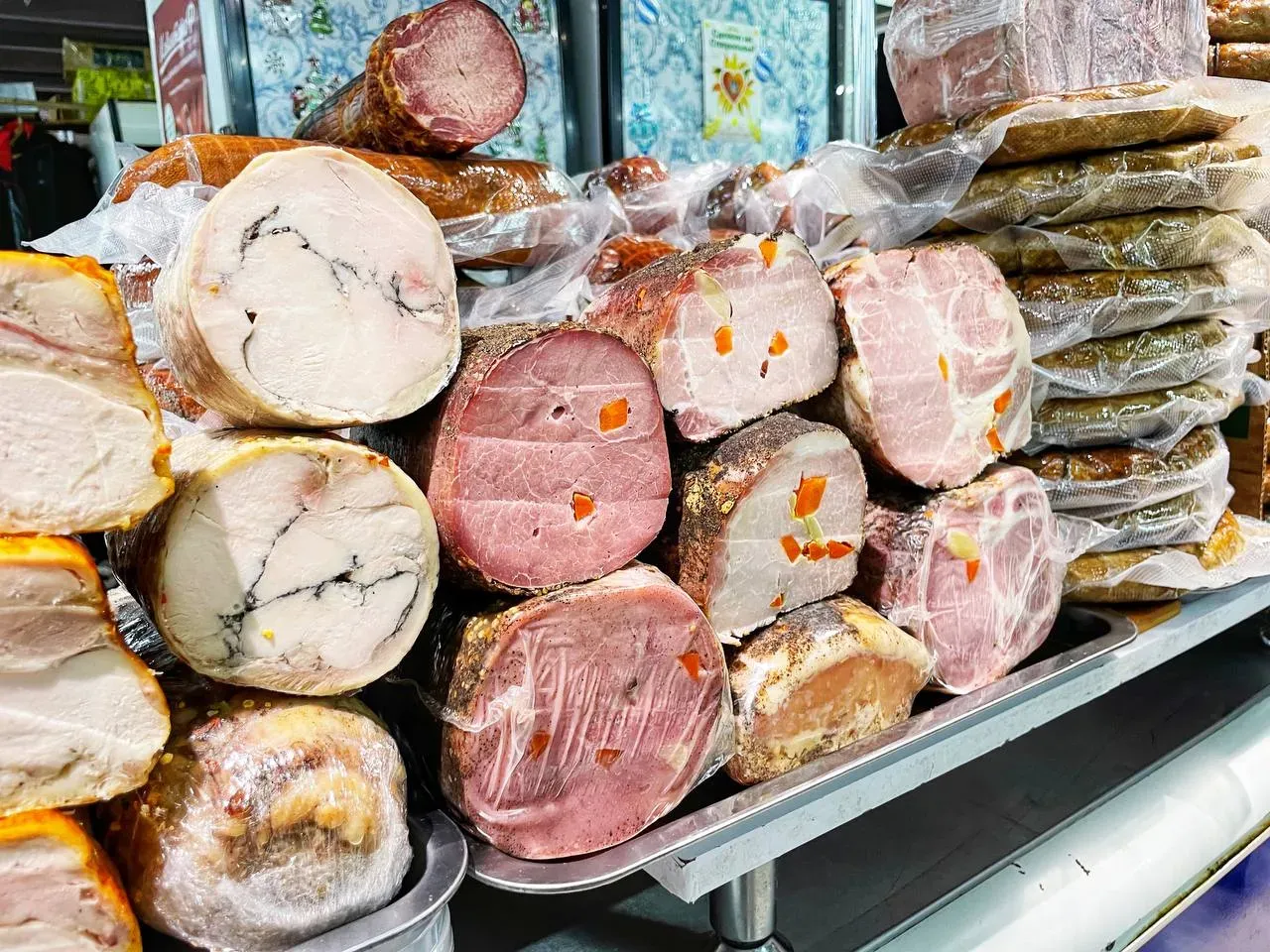 Вместо мяса - печень: Биробиджанским колбасным заводом заинтересовался Россельхознадзор
