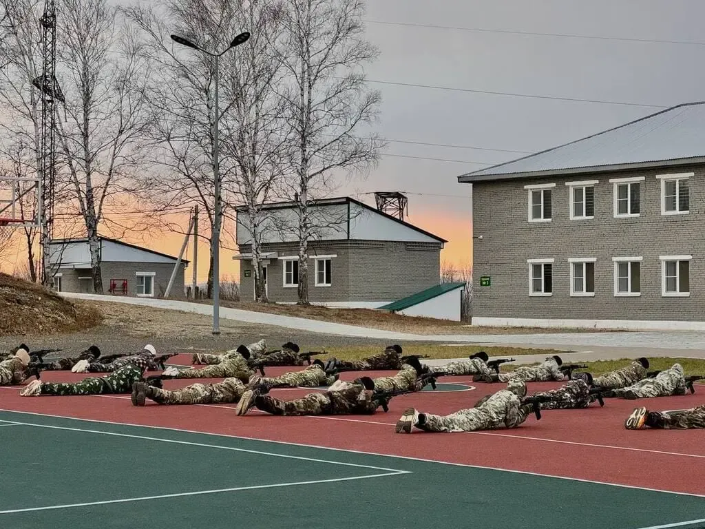 Военные сборы для школьников прошли в пригороде Биробиджана