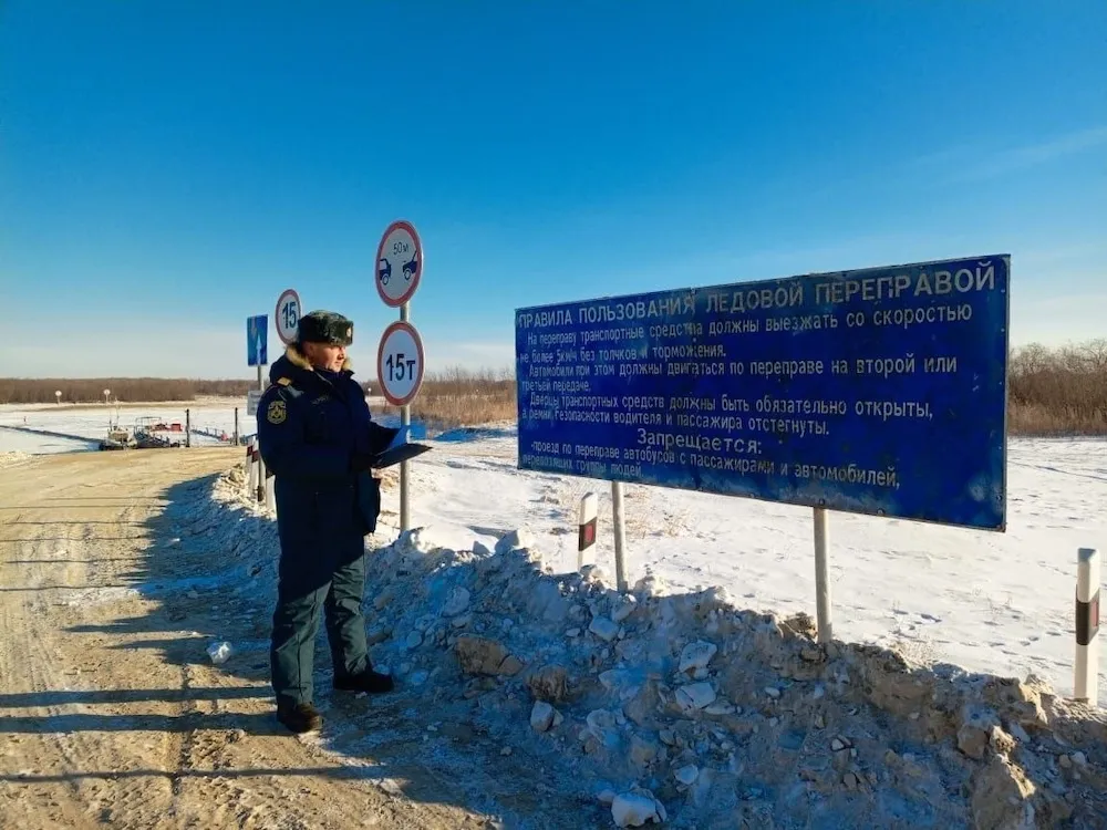 Ледовая переправа на реке Тунгуска в ЕАО открыта для грузовых автомобилей