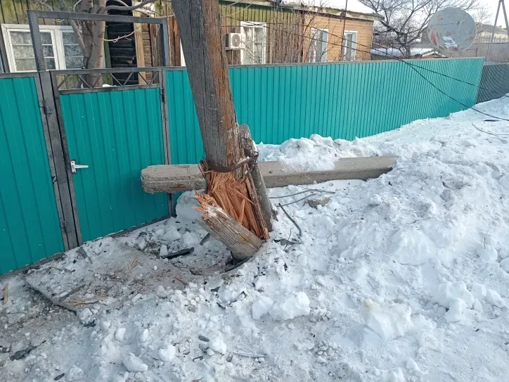 Влетел в столб и скрылся с места ДТП ночной шумахер в ЕАО