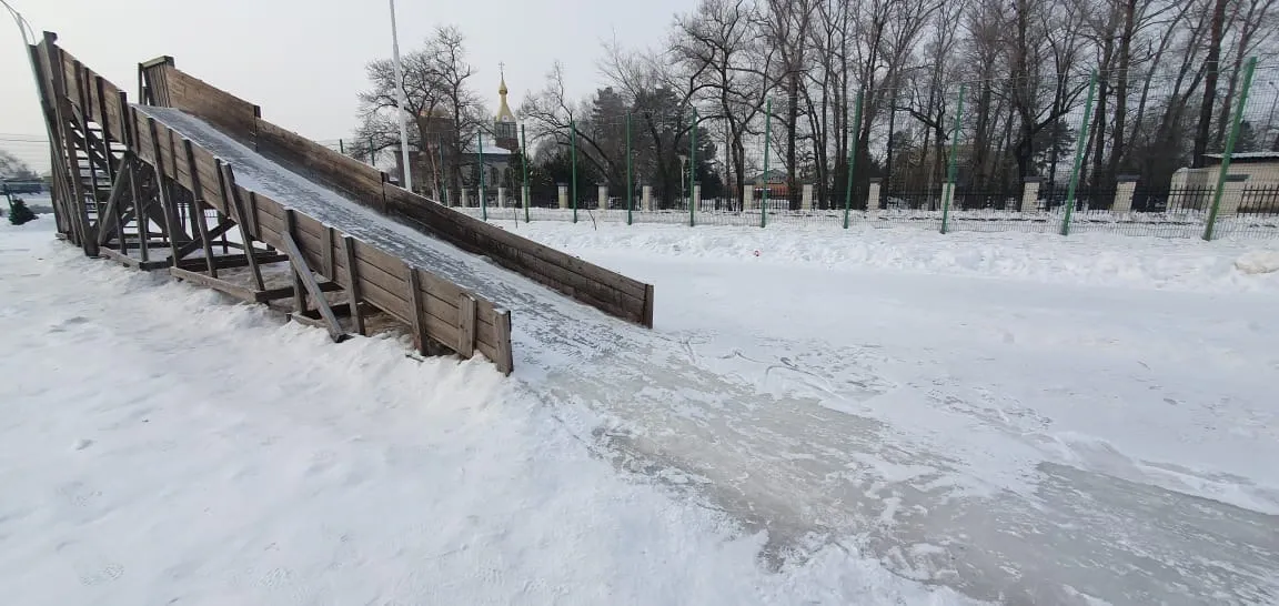 Из-за травмоопасной для детей горки начались прокурорские проверки в ЕАО