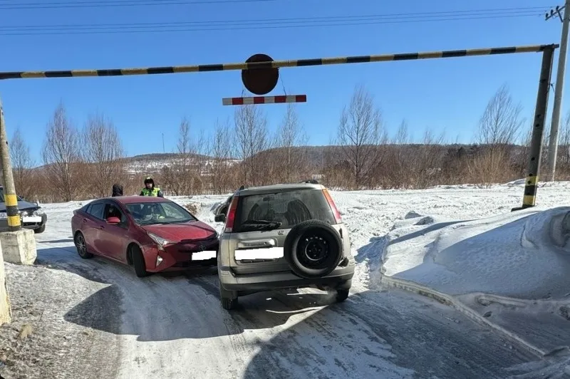 Летел с горнолыжки и зацепил авто на встречке водитель в ЕАО