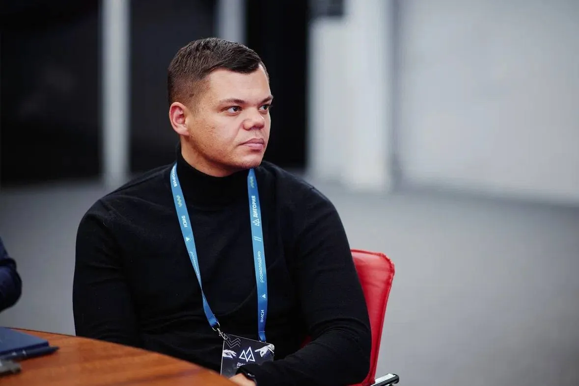 Благодарственное письмо от общества «Знание» получил Александр Музыка из ЕАО