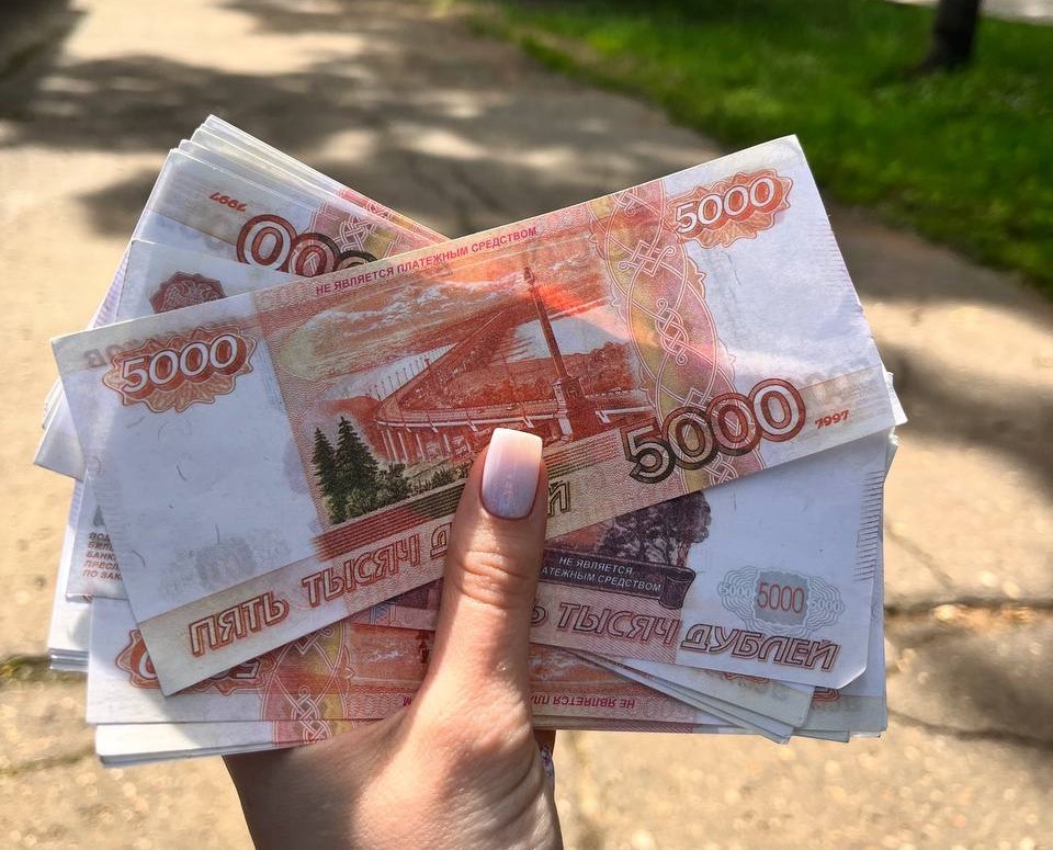 Хабаровчанин выплатил более 400 тысяч рублей алиментов ради отпуска за границей