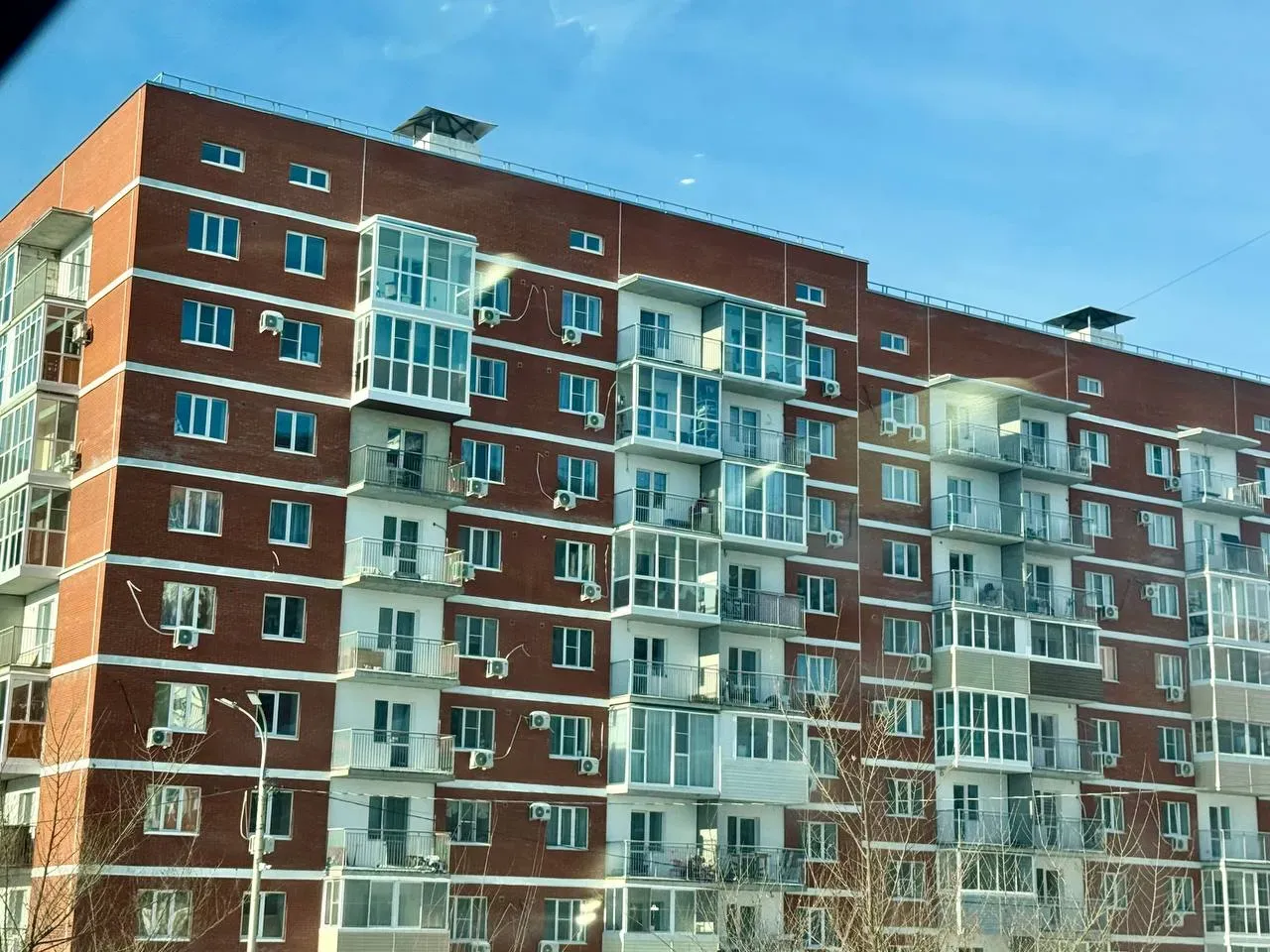 Почти год сдавали несуществующие квартиры лжериэлторы в Хабаровске